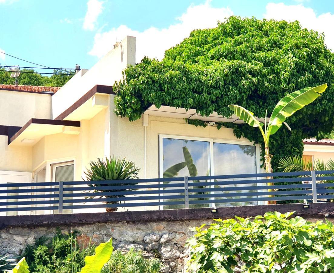 Penthouse Jacuzzi & Pool Apartmants Opatija Exterior photo
